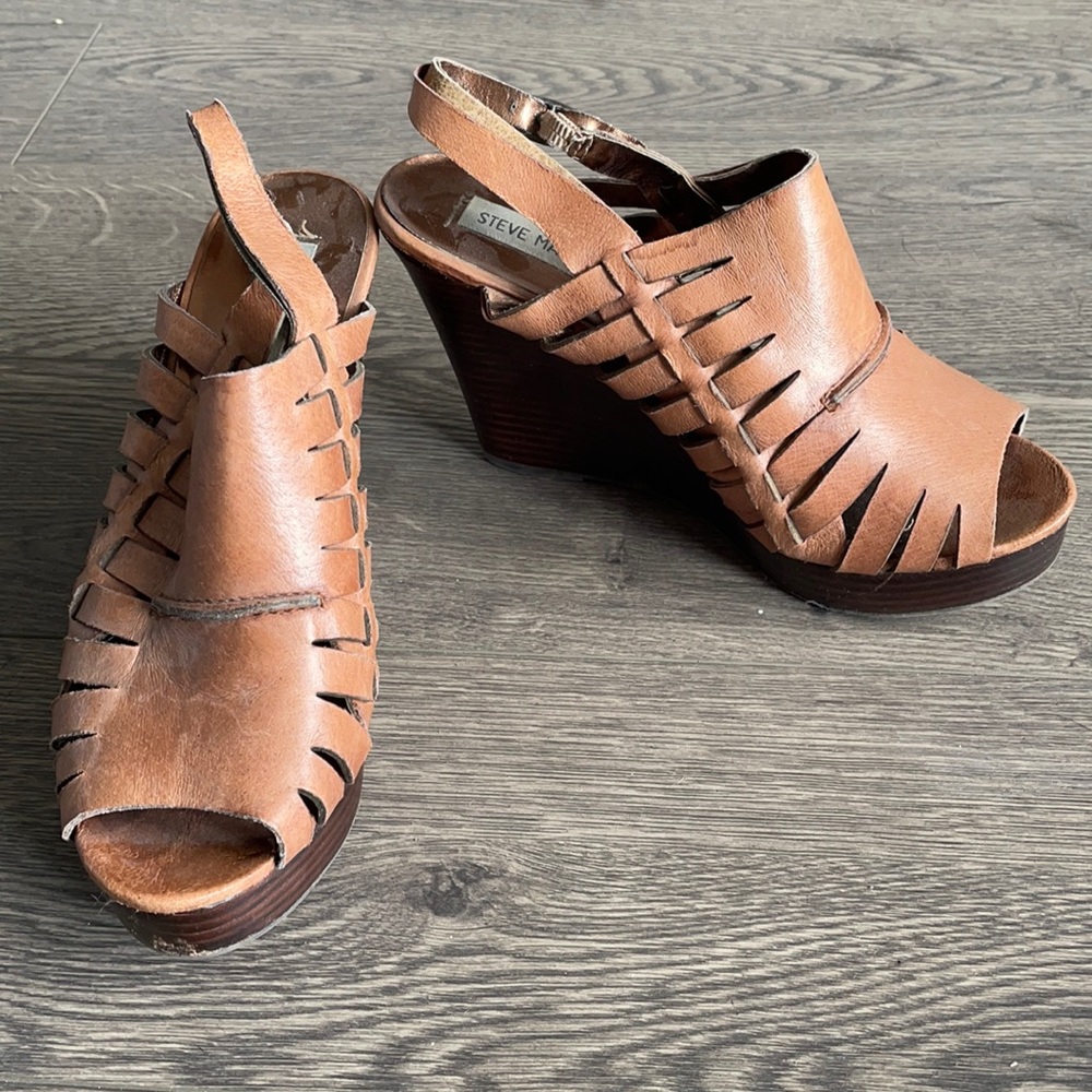 GUC Steve Madden clogs